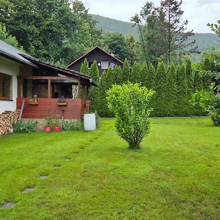 Chaloupka Amalka Daire Rožnov pod Radhoštěm Dış mekan fotoğraf